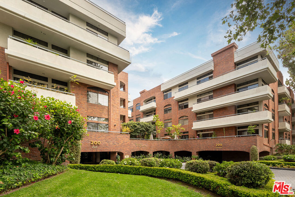 200 Swall Drive