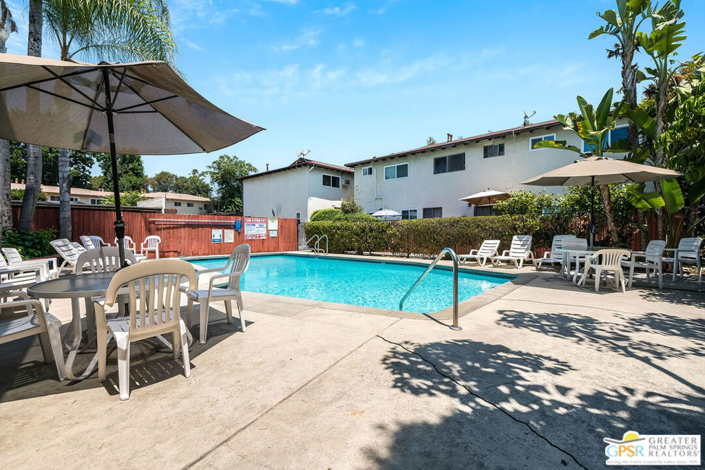 241 Avenue 57