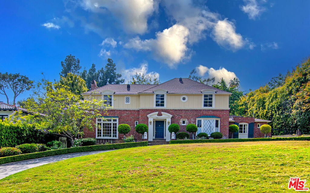 1259 Doheny Drive
