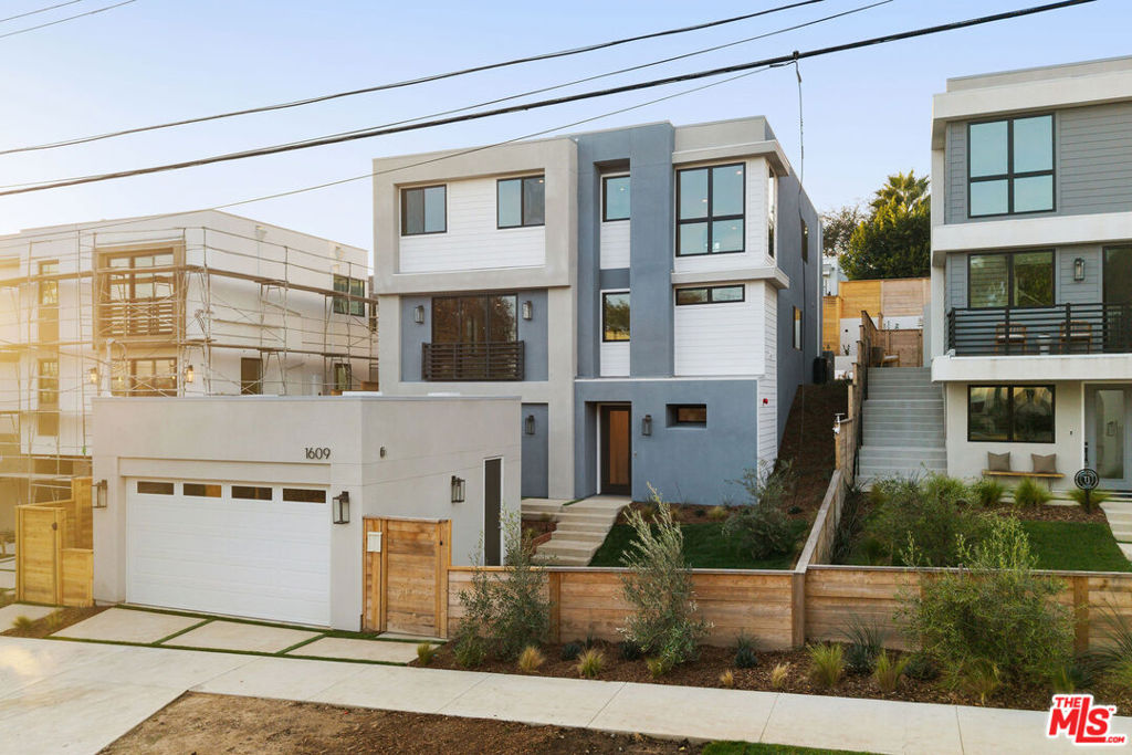 1609 Coronado Street