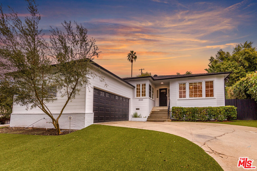 2030 Castle Heights Avenue