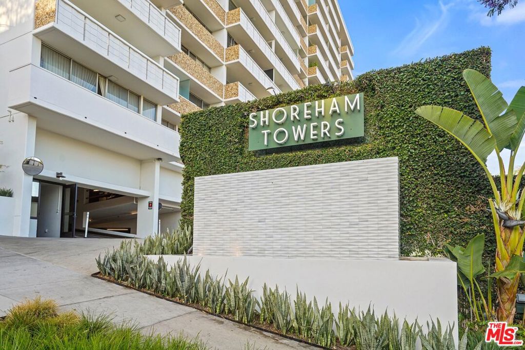 8787 Shoreham Drive