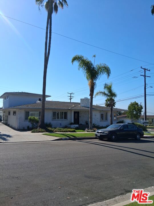 5424 Sherbourne Drive