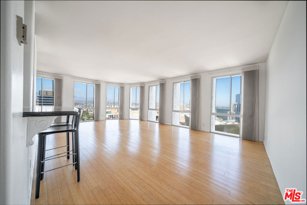 800 1st Street