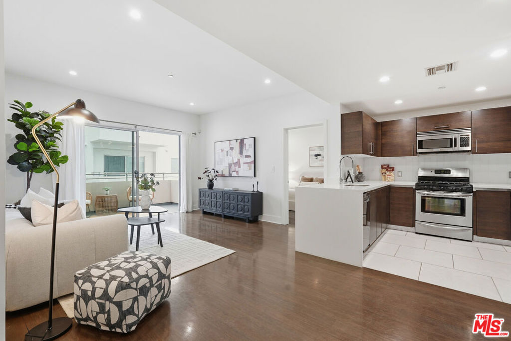 1700 Sawtelle Boulevard