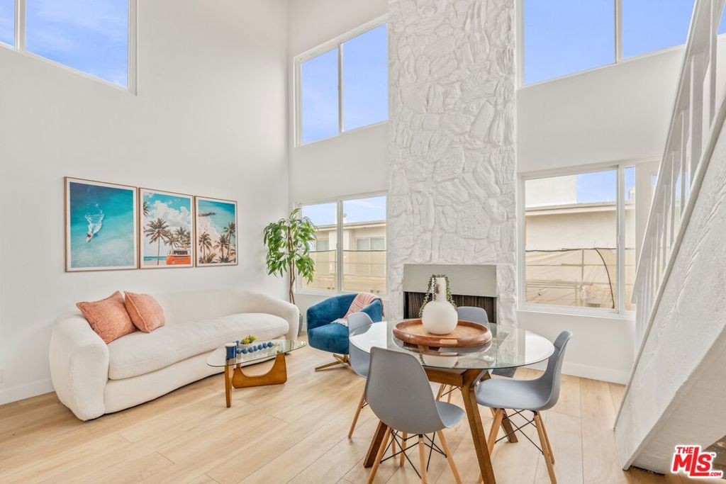 16 Quarterdeck Street