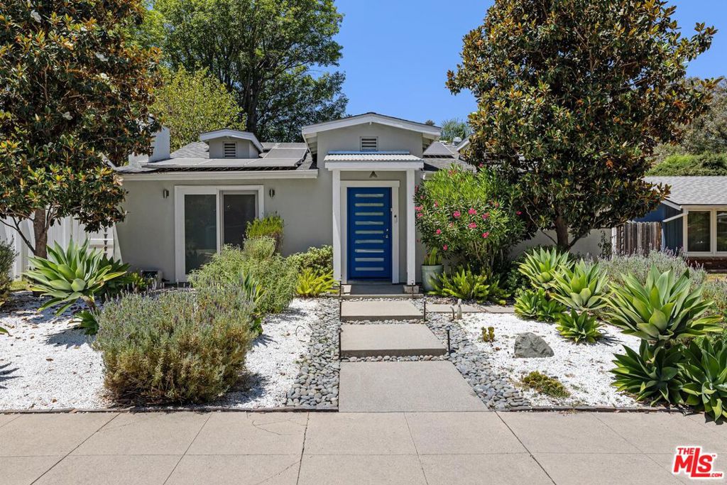 5141 Comercio Avenue