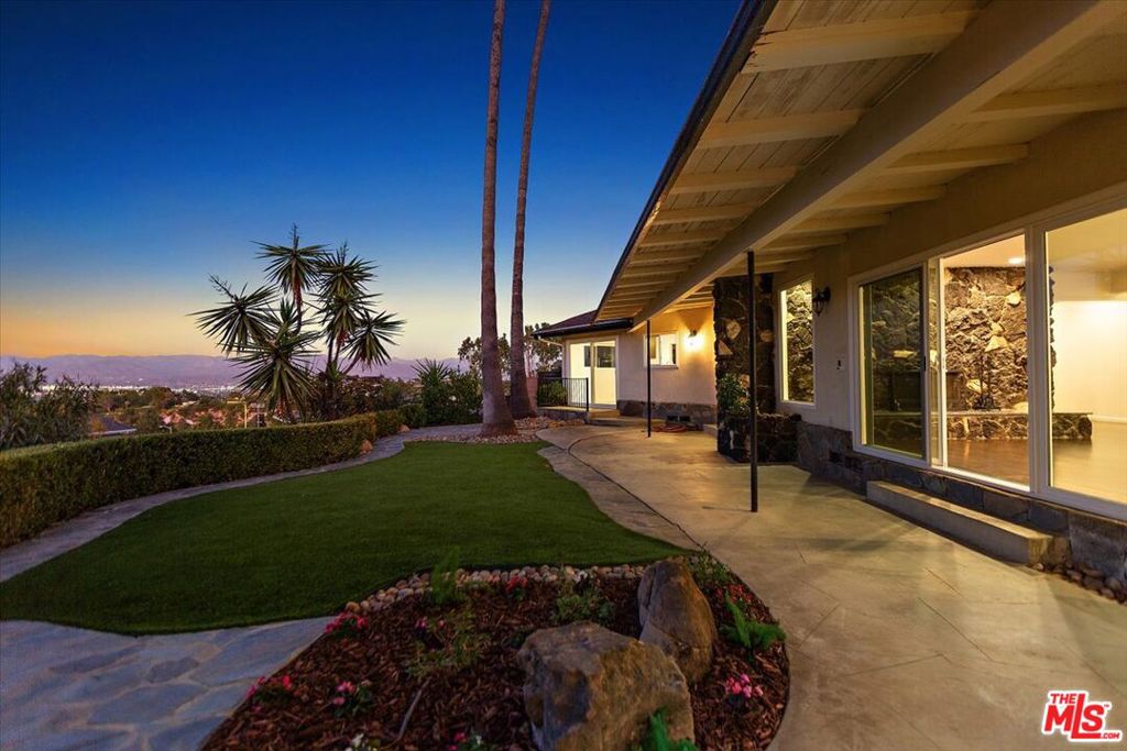 15451 Longbow Drive