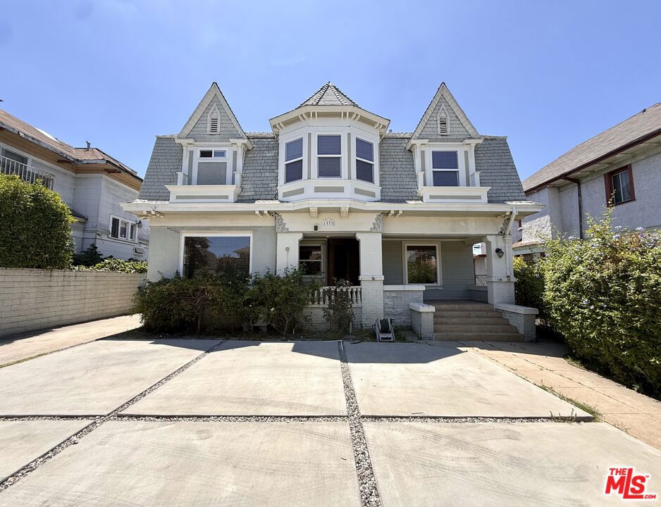 1333 Arapahoe Street