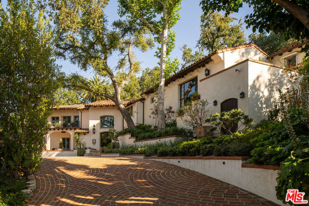 17610 Hidden Oaks Road