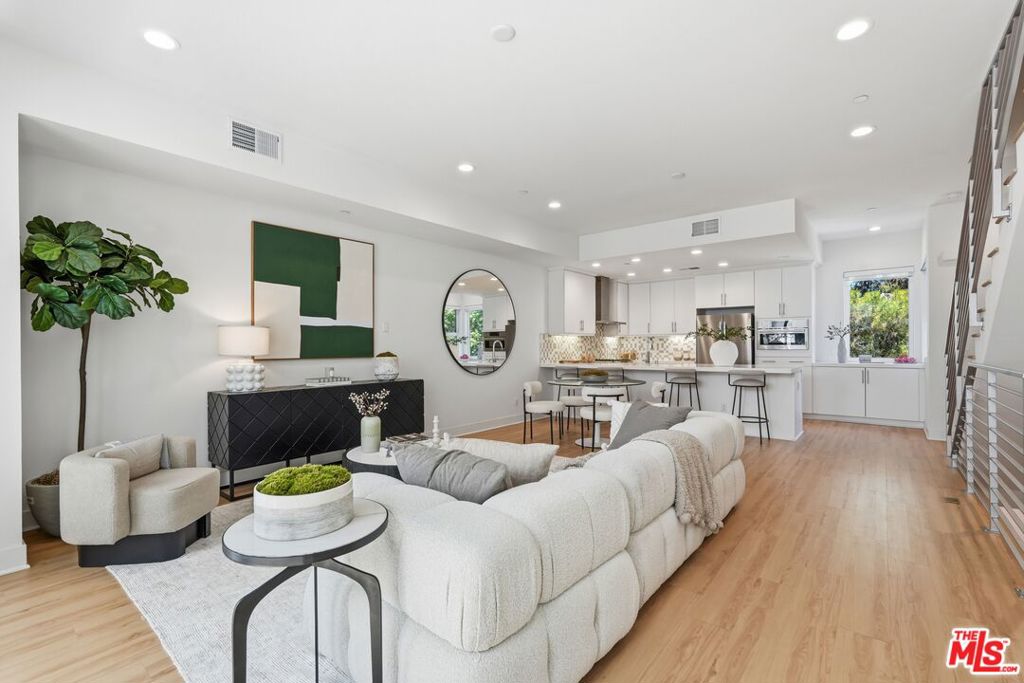3306 Aria Lane