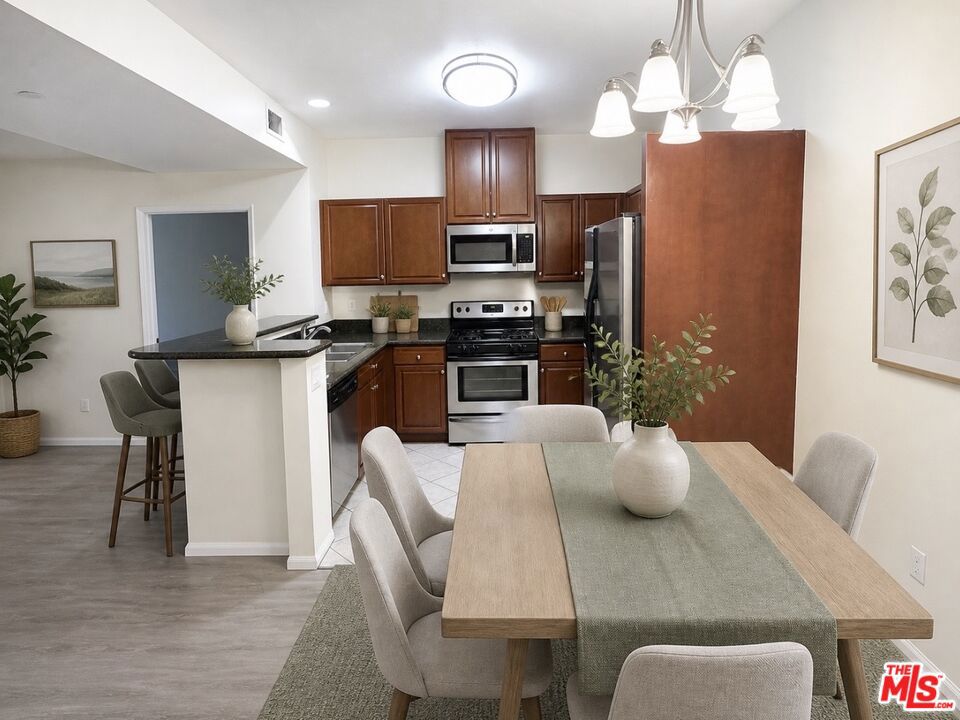 13941 Sherman Way