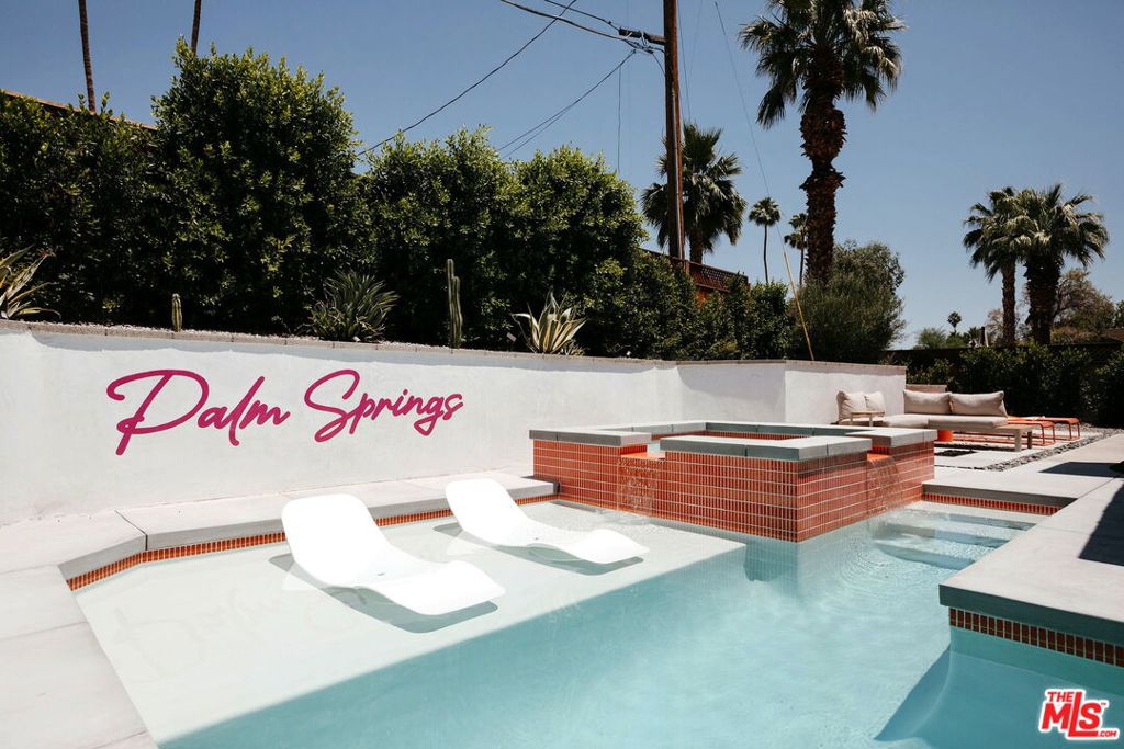 900 Nueva Vista Drive