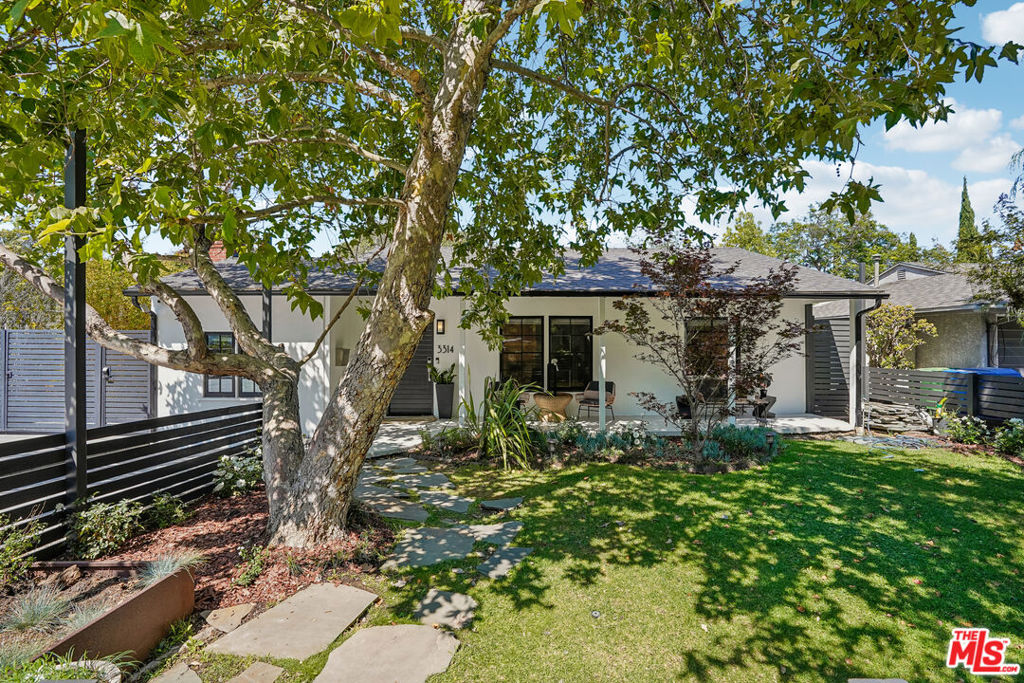 3314 Greenfield Avenue