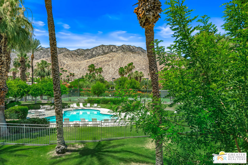 401 El Cielo Road