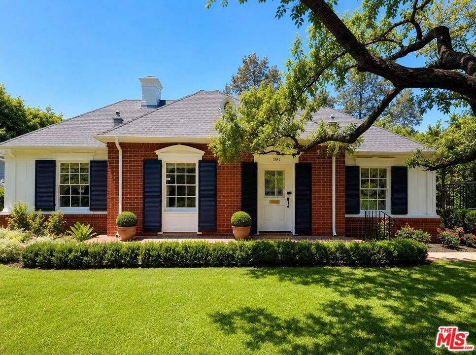351 Veteran Avenue
