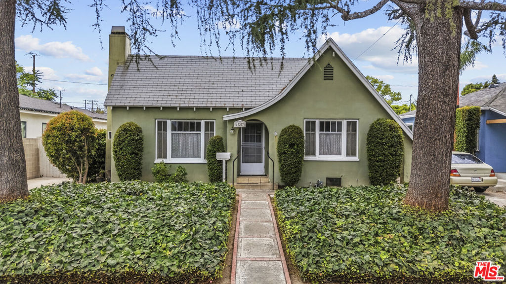 427 Orchard Drive