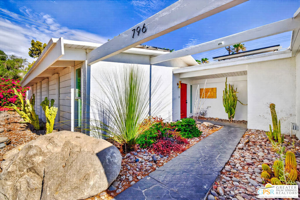 796 Racquet Club Road
