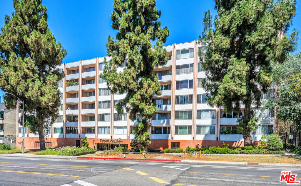 421 La Fayette Park Place