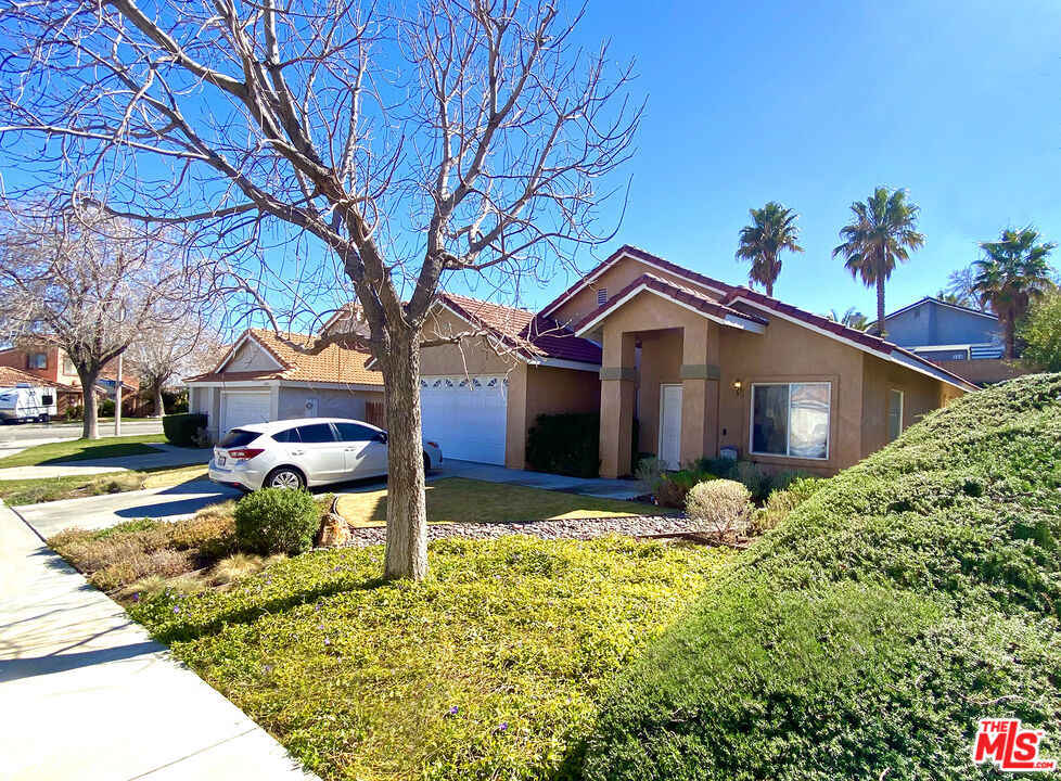 232 Taos Place