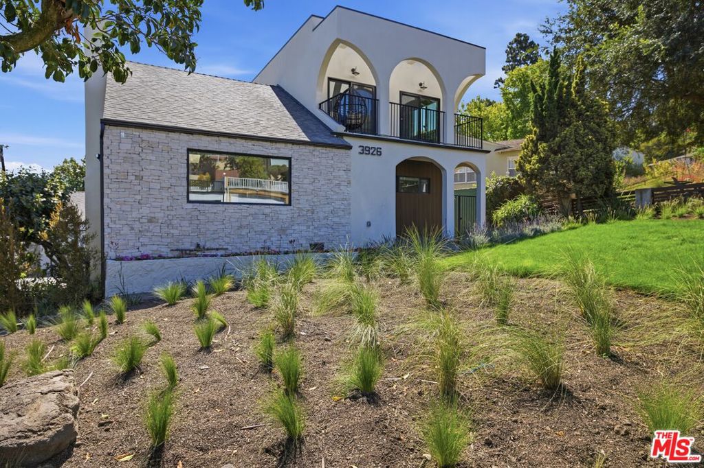 3926 Ridgeley Drive