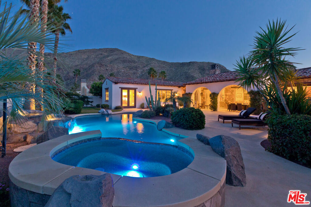 1062 Bella Vista Vista