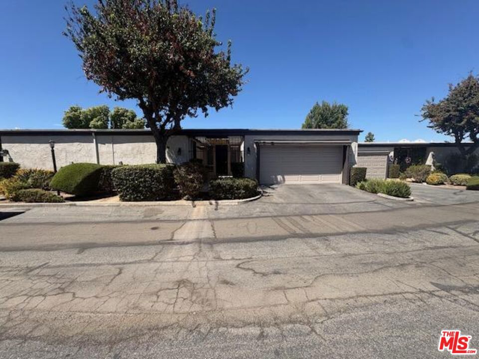 28382 Paseo Grande Drive