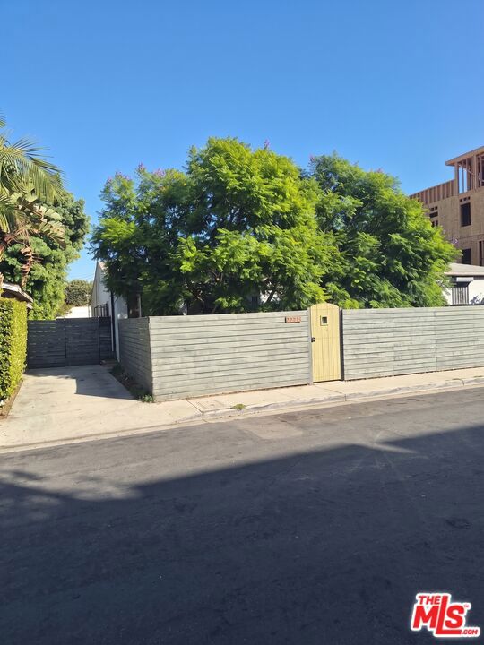 2230 Ridgeley Drive