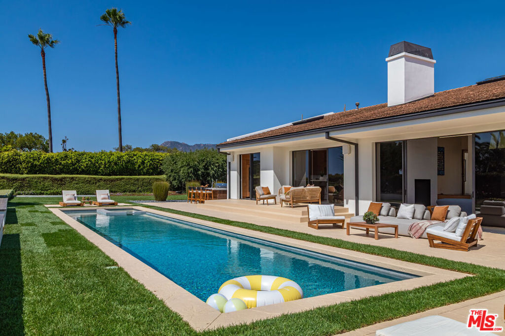 6419 Merritt Drive