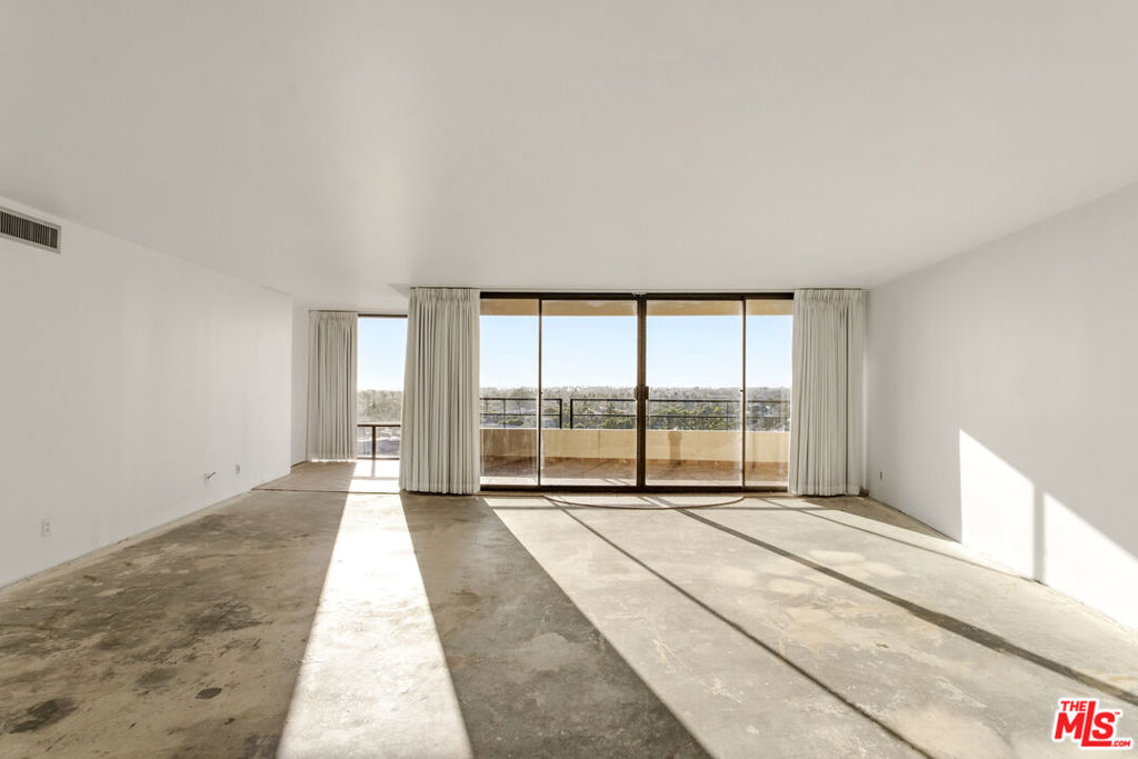 4265 Marina City Drive