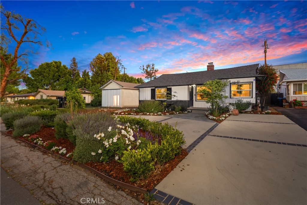 22928 Leonora Drive