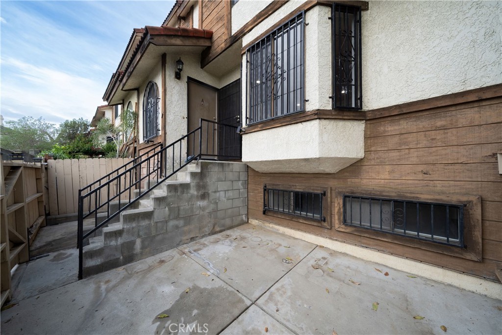 438 Newmark Avenue