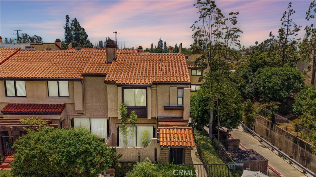 525 Almansor Street