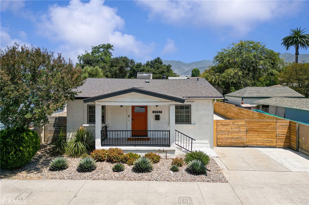 2257 Del Mar Boulevard