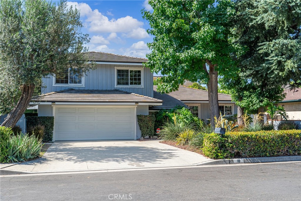 18 Rodell Place
