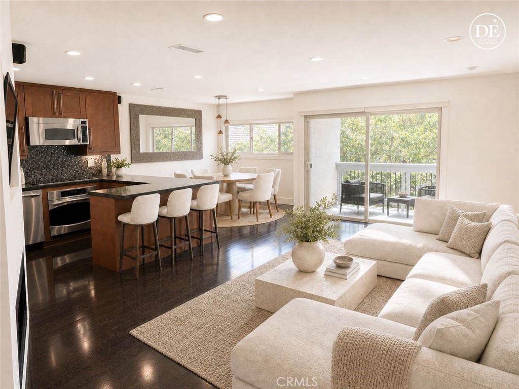 4636 Park Granada