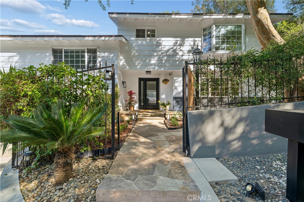 4590 Ensenada Drive