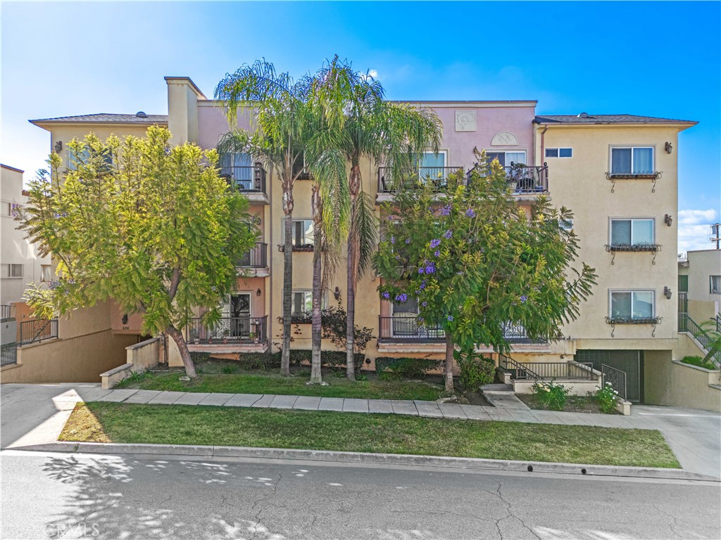 626 Orange Grove Avenue