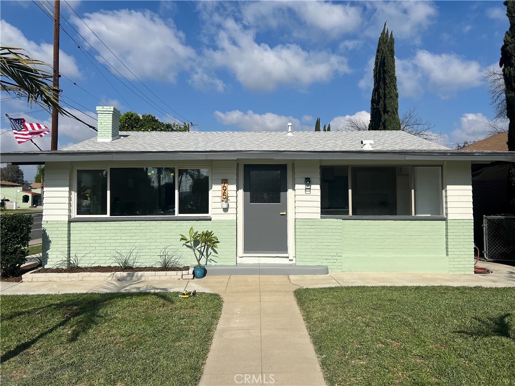 795 Laurel