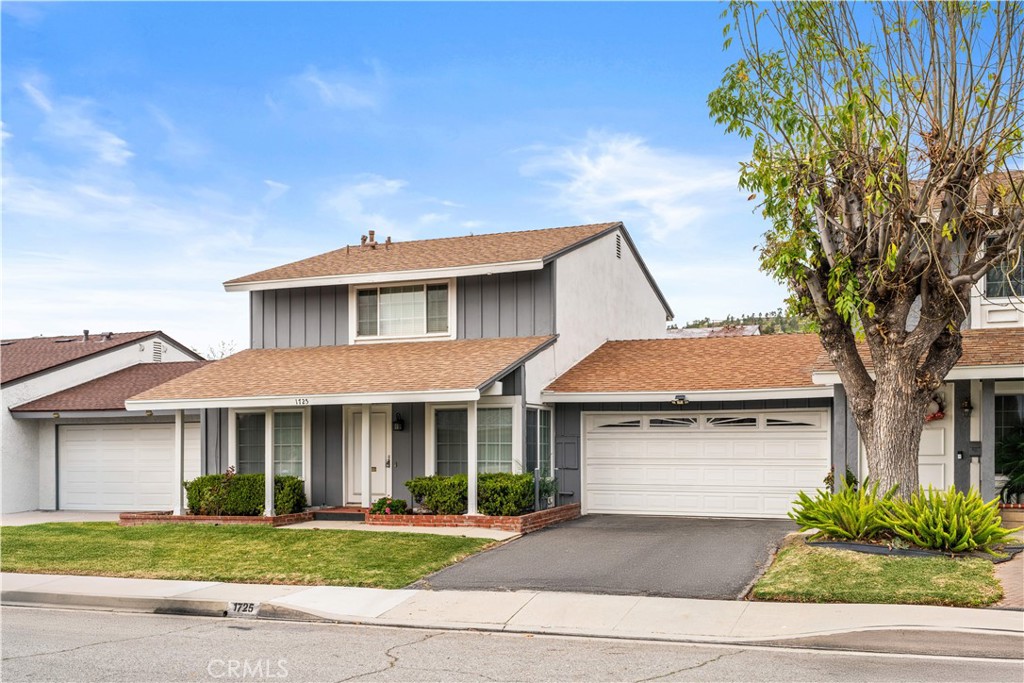 1725 Fairridge