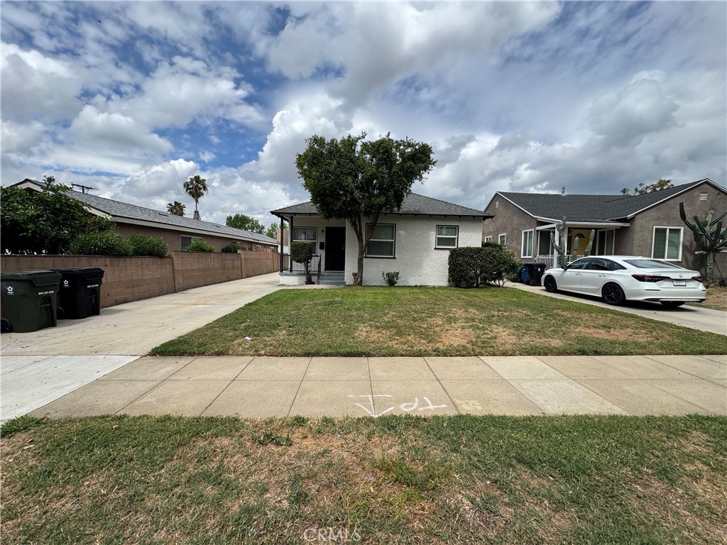 863 Workman Street