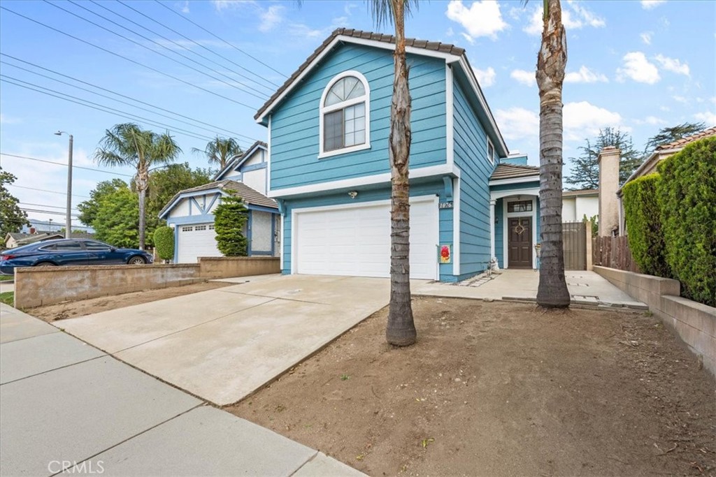 1076 Howard