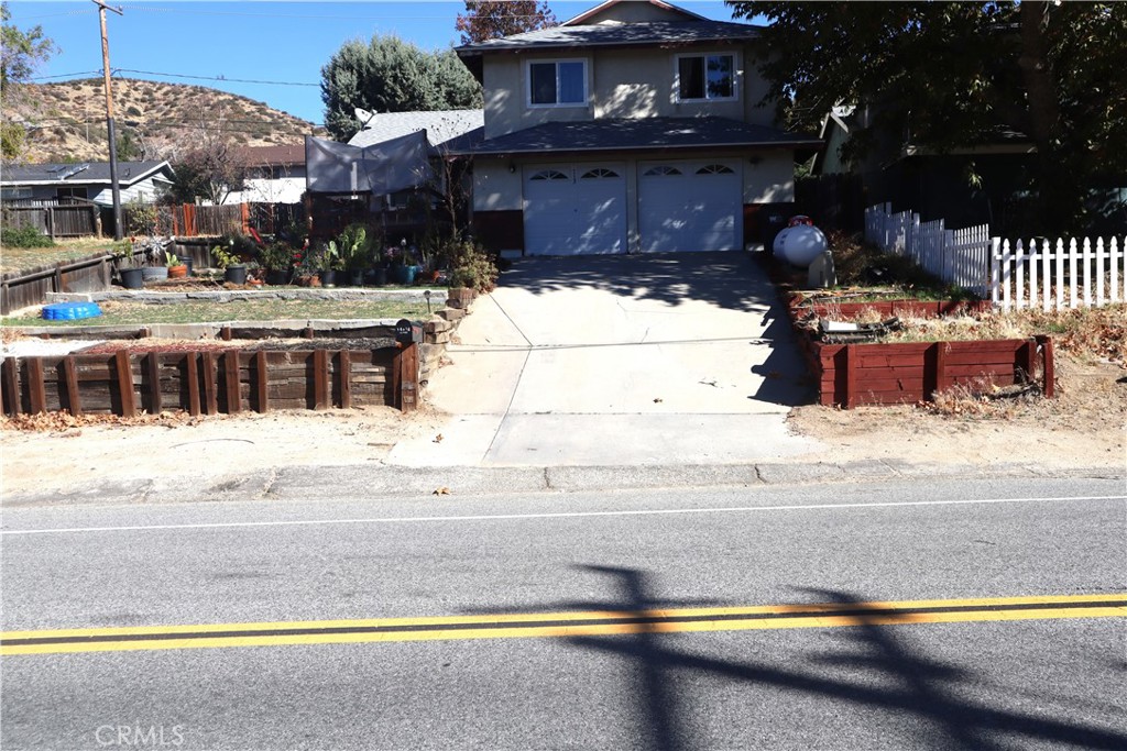 14955 Elizabeth Lake