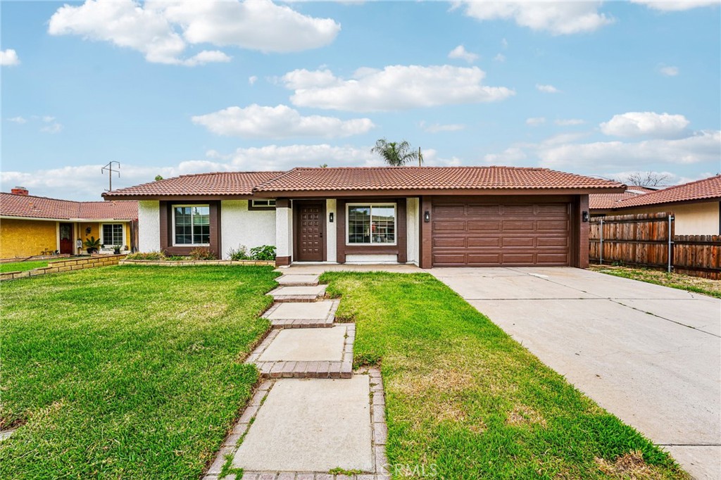 12767 Andretti Street