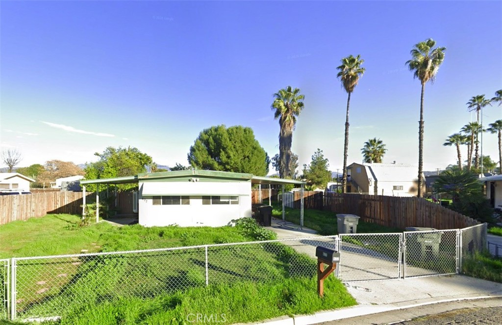 622 Arlington Way