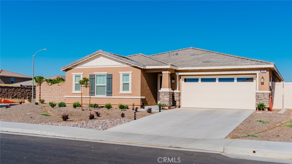 996 Woodstone Drive