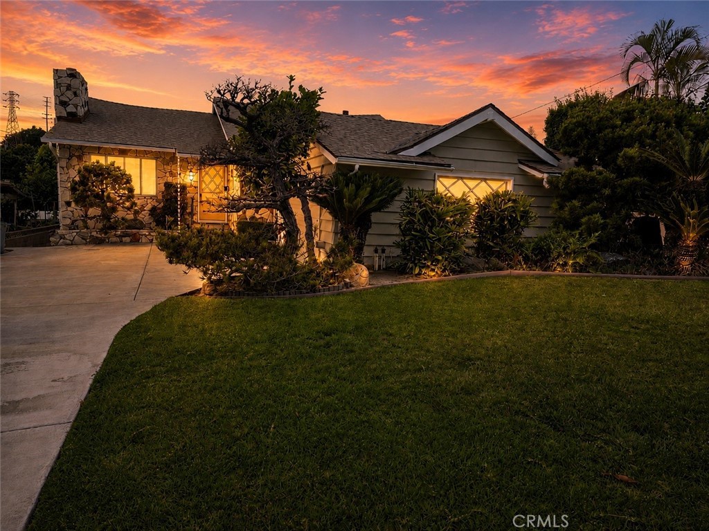 1535 Wilcox