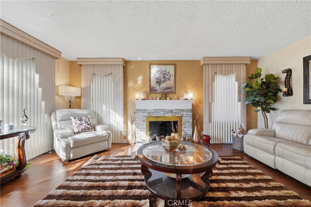 9716 Van Ness