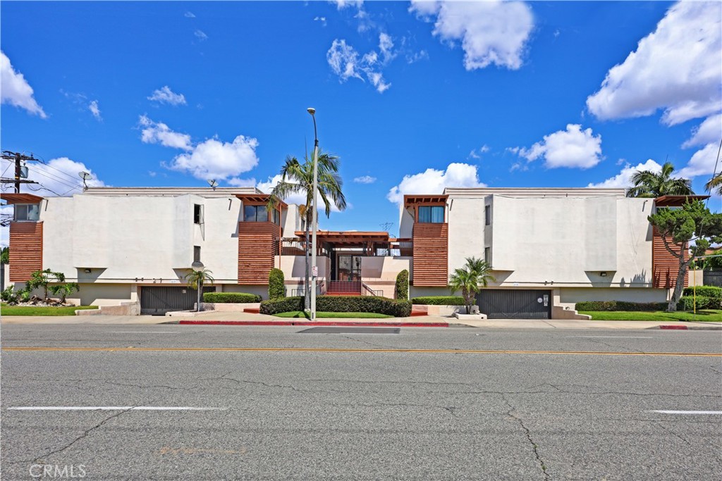 7033 Stewart And Gray Road
