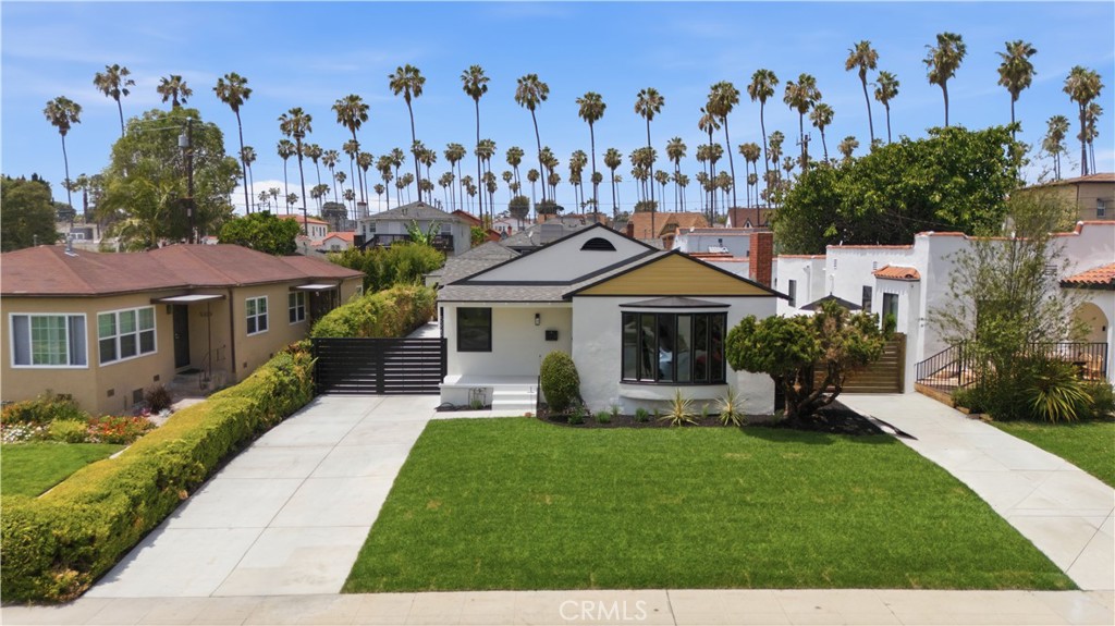 5323 Mullen